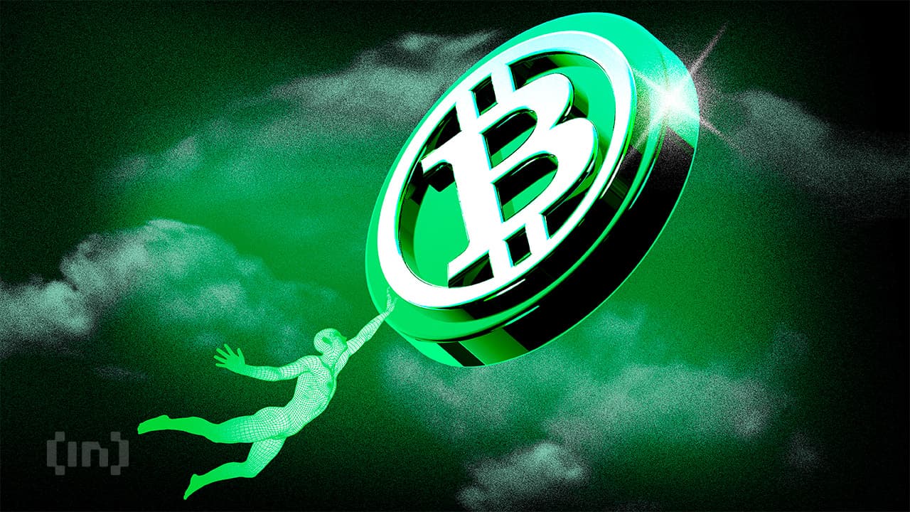 Bitcoin affronta la pressione delle balene: cosa dicono gli esperti